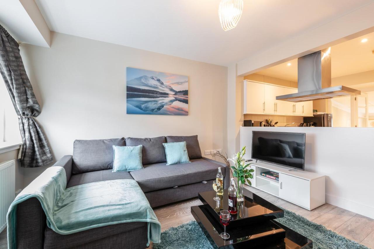 Dartford, Kent - Modern 2Bd 2Bath En-Suite Bungalow M25 Bluewater المظهر الخارجي الصورة